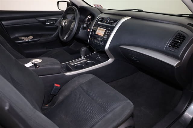 Thumbnail: 2015 Nissan Altima - 28