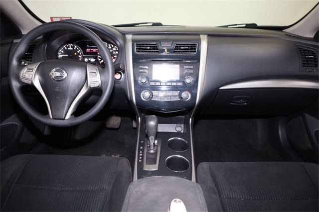 Thumbnail: 2015 Nissan Altima - 13