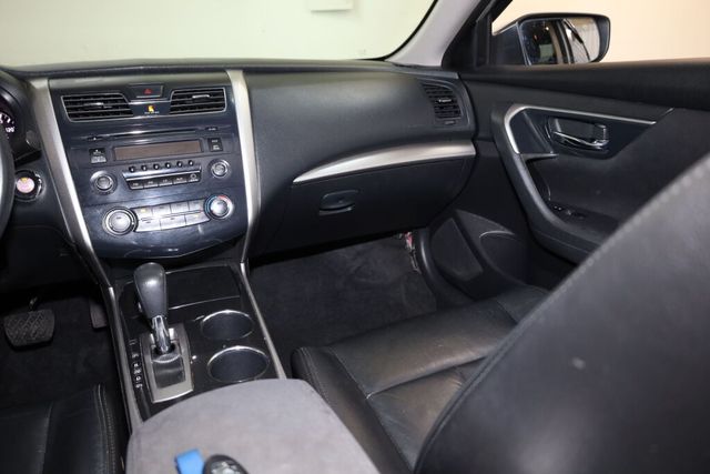 Thumbnail: 2014 Nissan Altima - 29