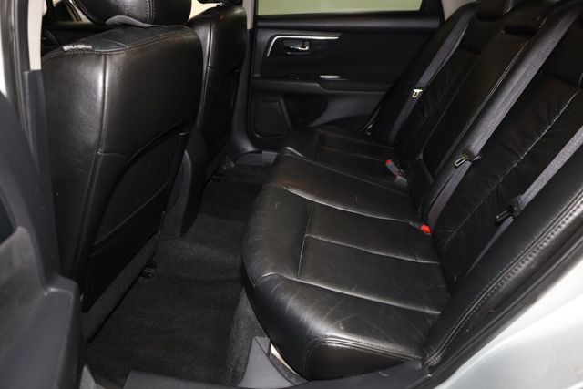 Thumbnail: 2014 Nissan Altima - 12