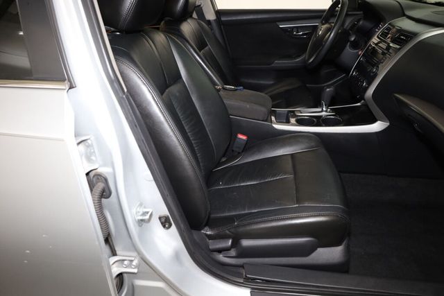 Thumbnail: 2014 Nissan Altima - 35