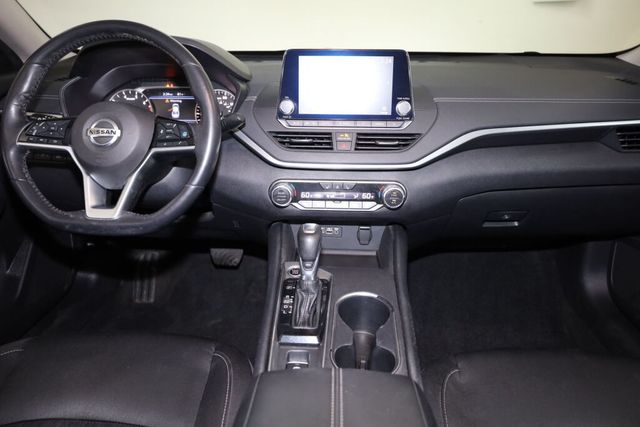 Thumbnail: 2019 Nissan Altima - 14