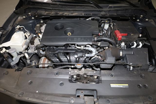 Thumbnail: 2019 Nissan Altima - 8