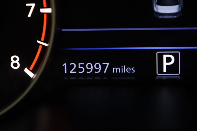 Thumbnail: 2019 Nissan Altima - 17