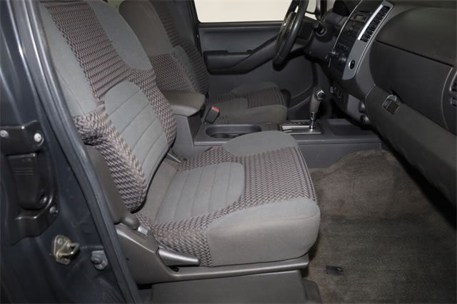 Thumbnail: 2010 Nissan Frontier - 28
