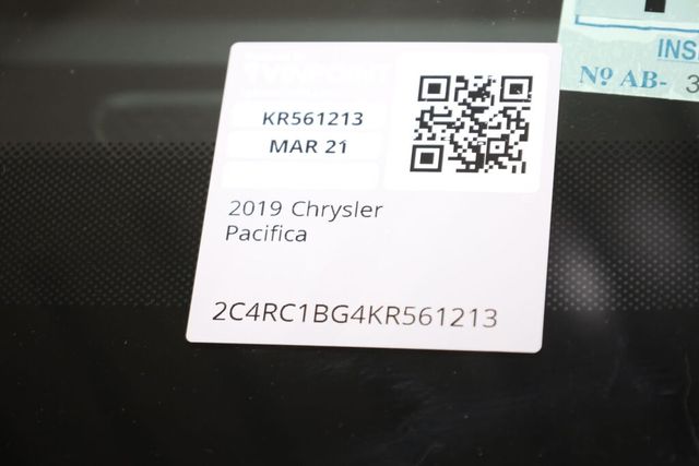 Thumbnail: 2019 Chrysler Pacifica - 20