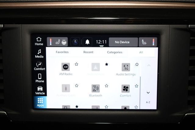 Thumbnail: 2022 Chrysler Voyager - 33