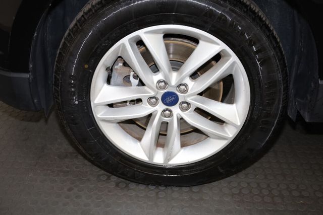 Thumbnail: 2016 Ford Edge - 7