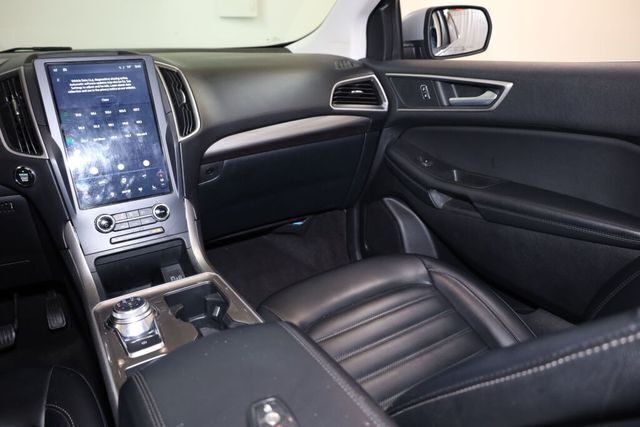 Thumbnail: 2024 Ford Edge - 14