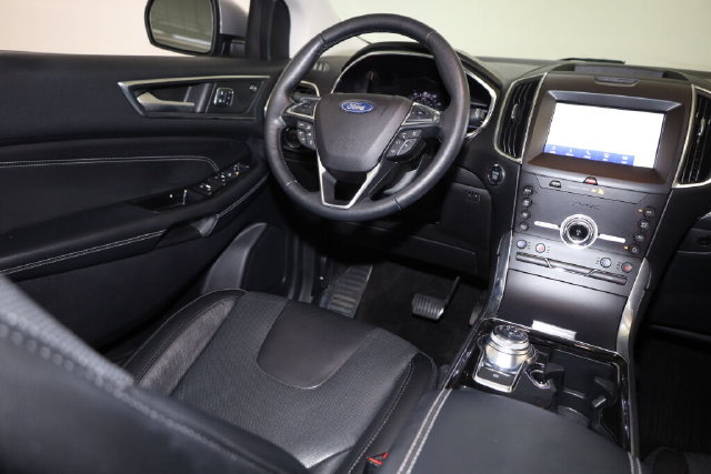 Thumbnail: 2020 Ford Edge - 13