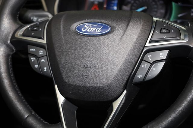 Thumbnail: 2020 Ford Edge - 35