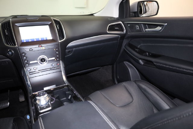 Thumbnail: 2020 Ford Edge - 29