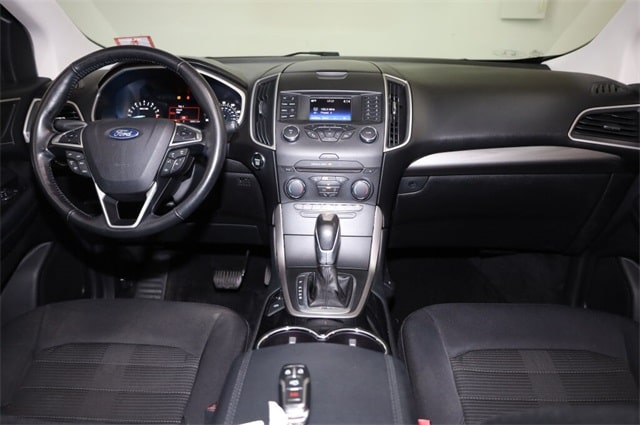 Thumbnail: 2015 Ford Edge - 13