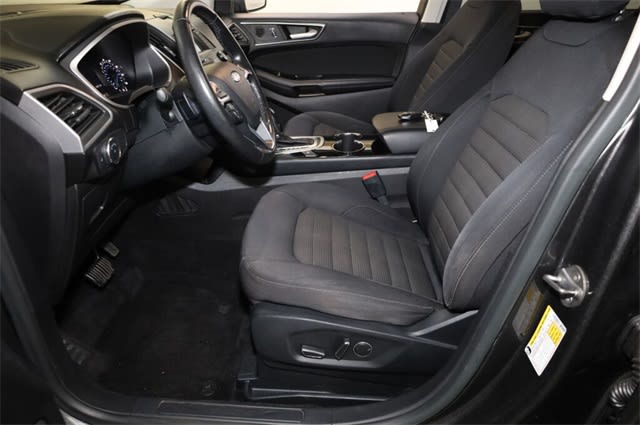 Thumbnail: 2015 Ford Edge - 10