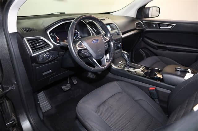 Thumbnail: 2015 Ford Edge - 2