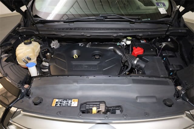 Thumbnail: 2015 Ford Edge - 8