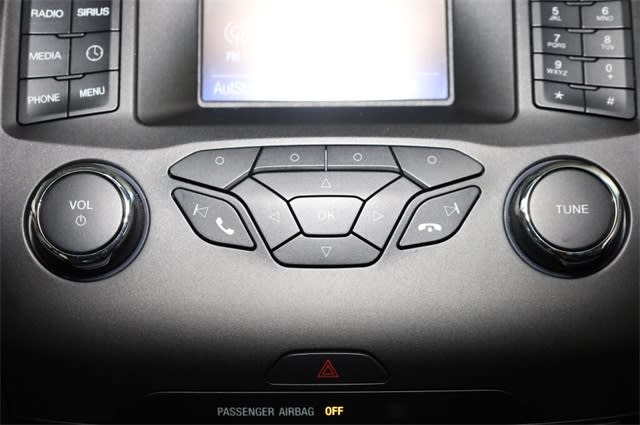 Thumbnail: 2015 Ford Edge - 33