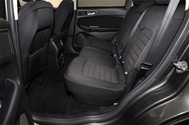 Thumbnail: 2015 Ford Edge - 12