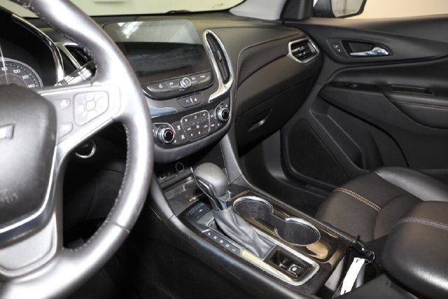 Thumbnail: 2022 Chevrolet Equinox - 9