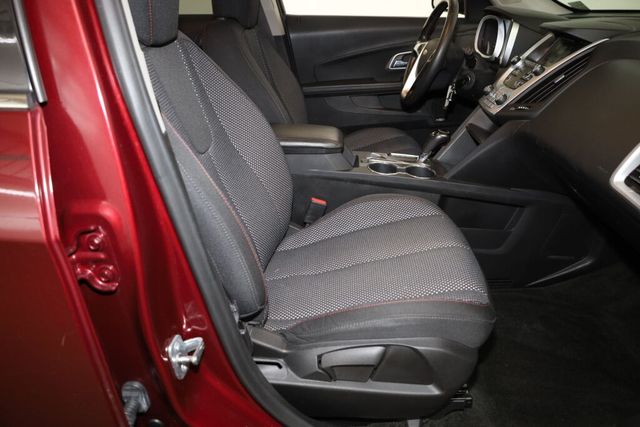 Thumbnail: 2017 Chevrolet Equinox - 11