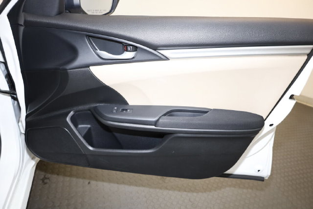 Thumbnail: 2017 Honda Civic - 32