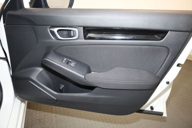 Thumbnail: 2024 Honda Civic - 37