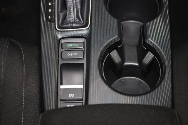 Thumbnail: 2023 Honda Civic - 33