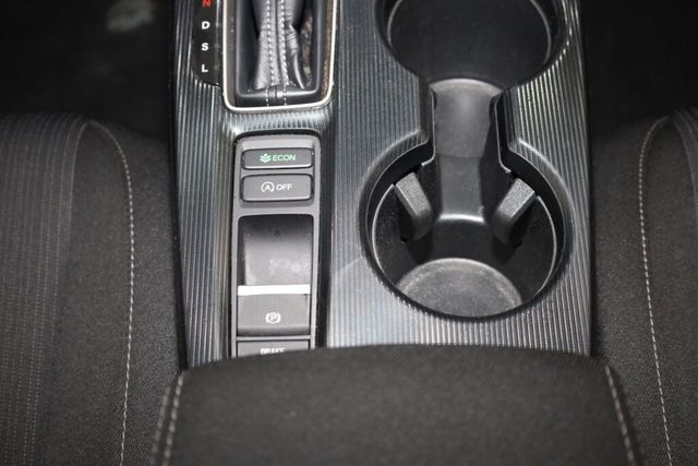 Thumbnail: 2023 Honda Civic - 33