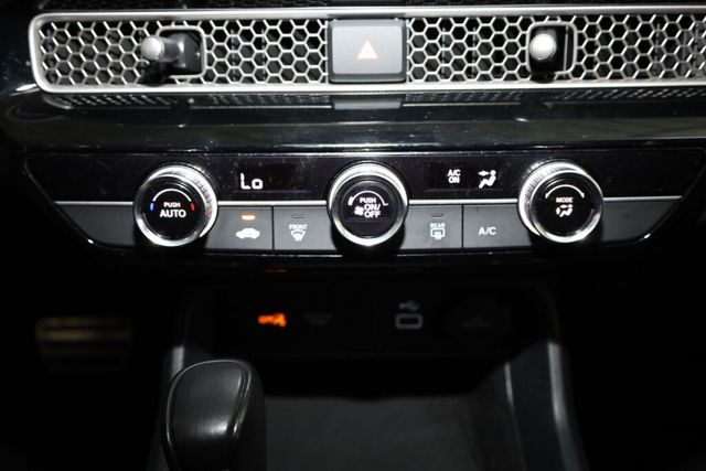 Thumbnail: 2024 Honda Civic - 32