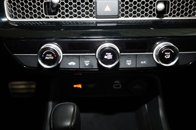 Thumbnail: 2023 Honda Civic - 32