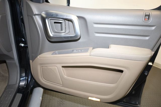 Thumbnail: 2006 Honda Ridgeline - 33