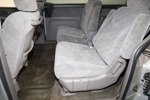 Thumbnail: 2004 Honda Odyssey - 12