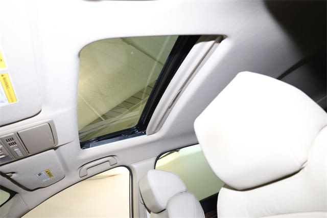 2022 Honda CR-V Touring 32