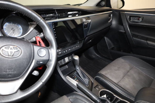 Thumbnail: 2014 Toyota Corolla - 9