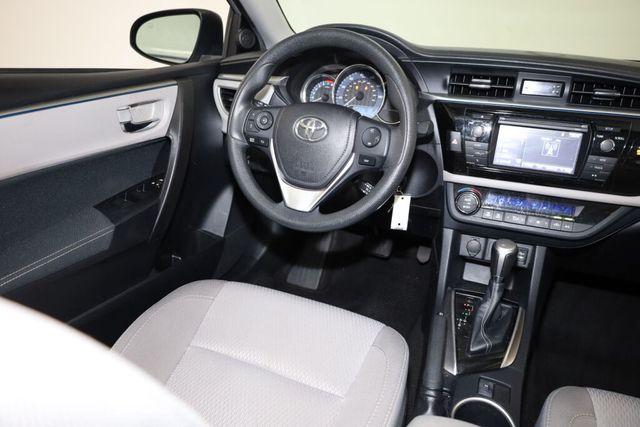 Thumbnail: 2016 Toyota Corolla - 14