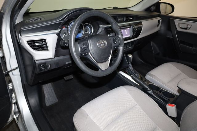 Thumbnail: 2016 Toyota Corolla - 2