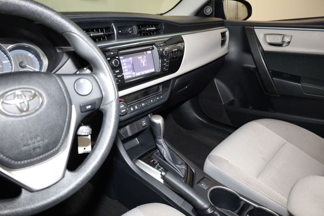 Thumbnail: 2016 Toyota Corolla - 10
