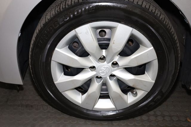 Thumbnail: 2016 Toyota Corolla - 8