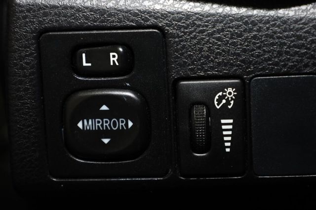 Thumbnail: 2016 Toyota Corolla - 28