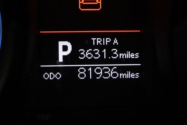 Thumbnail: 2016 Toyota Corolla - 17