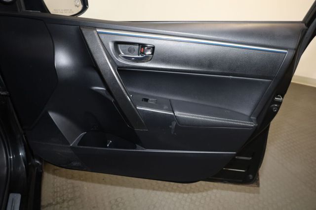 Thumbnail: 2016 Toyota Corolla - 33