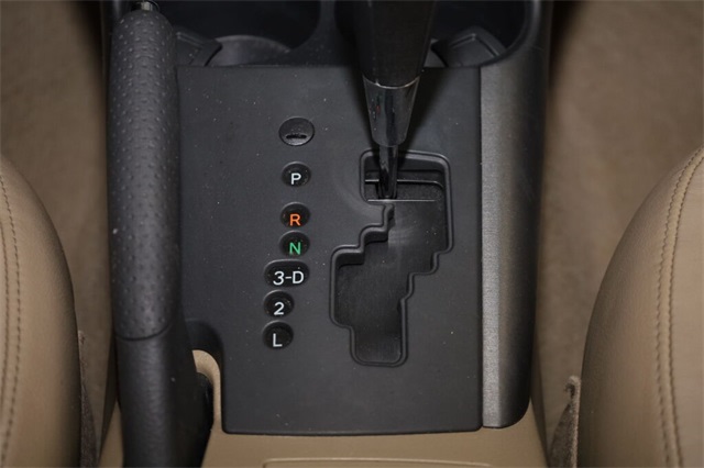 Thumbnail: 2012 Toyota RAV4 - 16