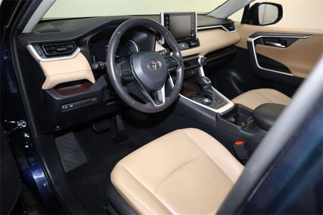 Thumbnail: 2019 Toyota RAV4 - 2