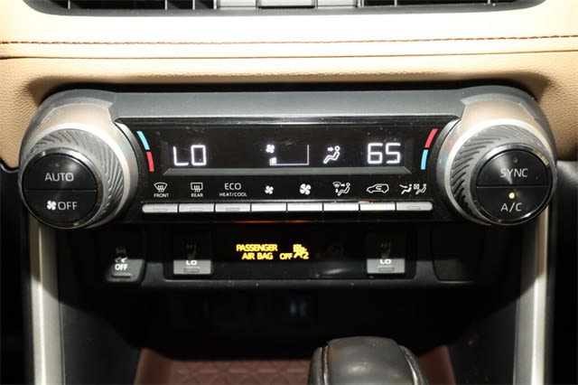 Thumbnail: 2019 Toyota RAV4 - 36