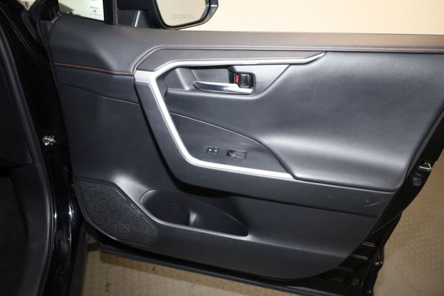 Thumbnail: 2022 Toyota RAV4 - 35