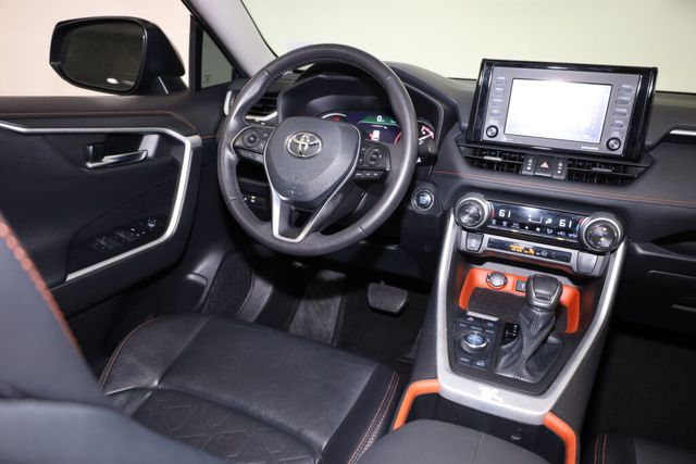 Thumbnail: 2022 Toyota RAV4 - 13
