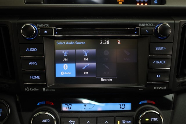 Thumbnail: 2018 Toyota RAV4 - 34