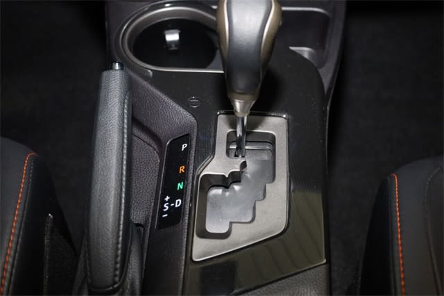 Thumbnail: 2018 Toyota RAV4 - 16