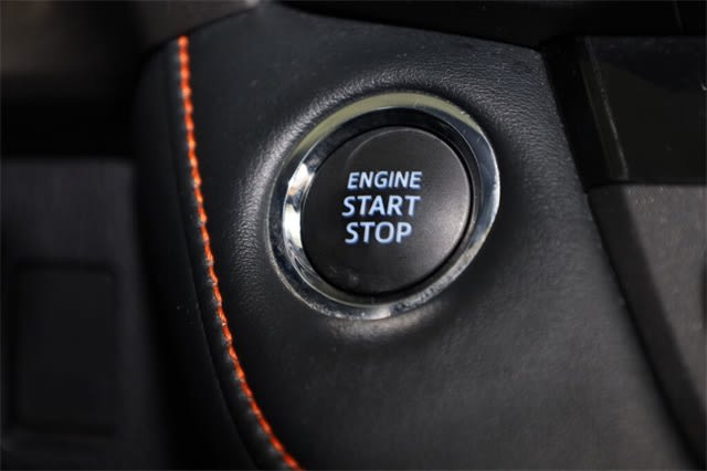 Thumbnail: 2018 Toyota RAV4 - 36