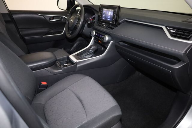 Thumbnail: 2021 Toyota RAV4 - 36